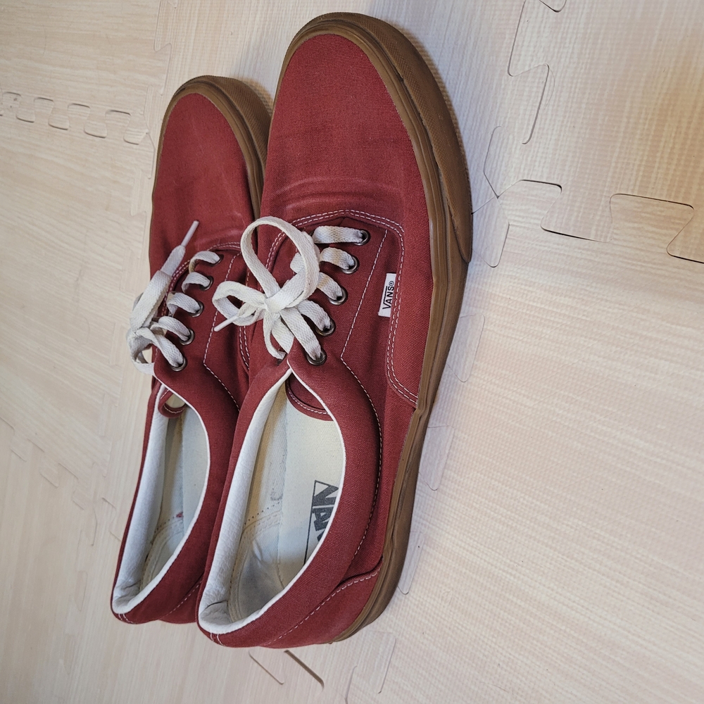 Vans Men's Red Canvas Sneakers